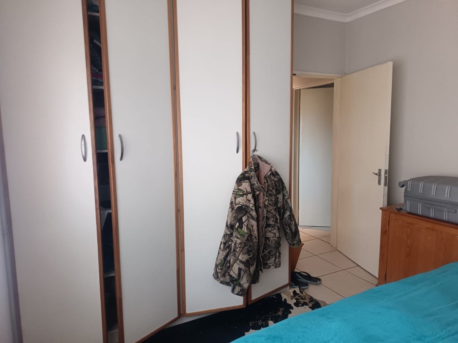 2 Bedroom Property for Sale in Rhodesdene Northern Cape